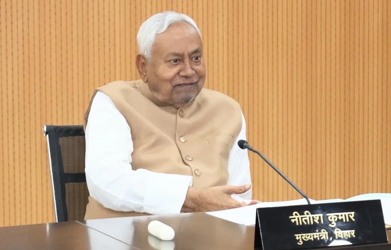 बिहार: CM नीतीश आज 10 लाख महिलाओं के खाते में भेजेंगे 10-10 हजार रुपये
