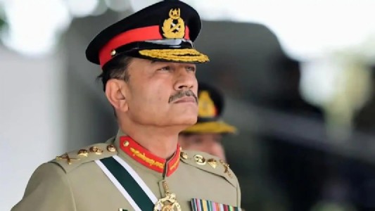 पाकिस्तान में सेना प्रमुख की बढ़ी ताकत, सुरक्षा के लिए बड़ा खतरा ?