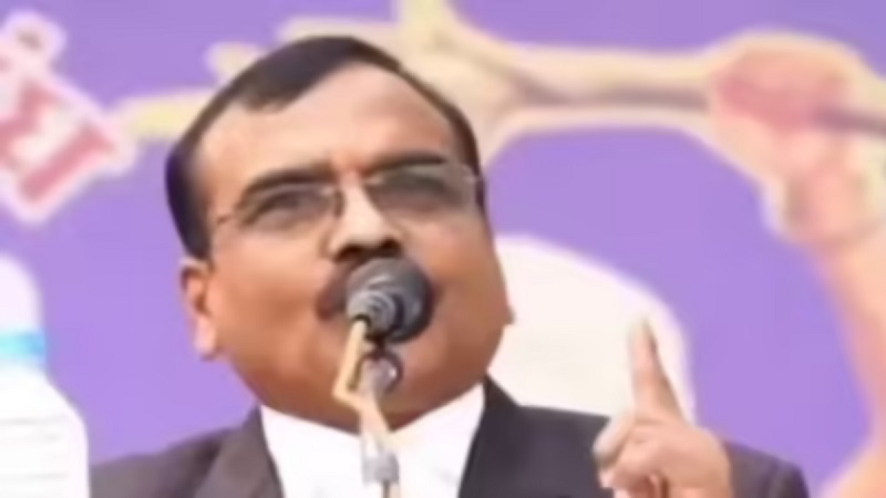 आईएएस संतोष वर्मा के बयान पर बवाल तेज 65 ब्राह्मण संगठन 14 दिसंबर को मुख्यमंत्री आवास घेराव करेंगे