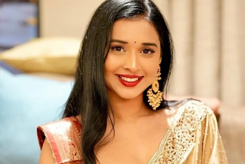 बिग बॉस फाइनलिस्ट तान्या मित्तल विवादों में! स्टाइलिस्ट ने बकाया पेमेंट और आउटफिट पर साधा निशाना