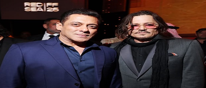 सलमान खान मिले हॉलीवुड स्टार जॉनी डेप से, रेड सी फिल्म फेस्टिवल 2025 में बने अवॉर्ड प्रेजेंटर; आलिया भट्ट भी हुईं शामिल
