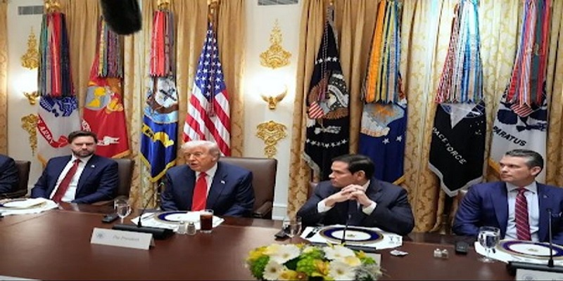 🇺🇸 रूस को 'खतरा' नहीं मानेगा अमेरिका: ट्रम्प प्रशासन की NSS में बड़ा बदलाव!