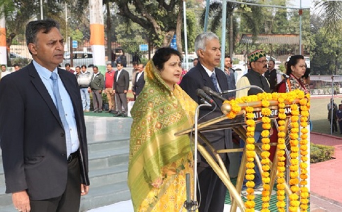 मंत्रालय में नववर्ष 2026 के प्रथम कार्य दिवस पर सामूहिक राष्ट्र-गीत और राष्ट्र-गान का आयोजन, राज्य मंत्री कृष्णा गौर शामिल