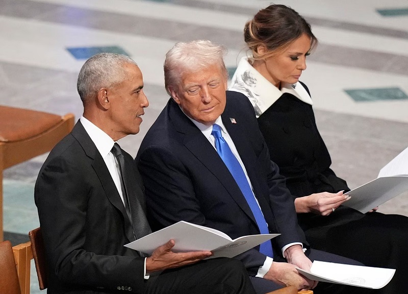 AI वीडियो शेयर कर ट्रंप फिर विवादों में, ओबामा दंपति को बंदर दिखाने पर मचा राजनीतिक तूफान