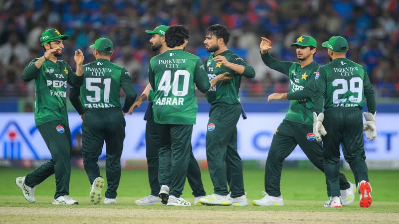 टी20 वर्ल्ड कप 2026: पाकिस्तान भारत के खिलाफ मैच से हट गया, राशिद लतीफ बोले- 'बहुत पैसा दांव पर है'