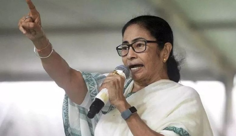 हम रेड कारपेट बिछाते हैं, वो ब्लैक से कर रहे स्वागत…', दिल्ली पहुंचते ही गुस्से से लाल हुईं ममता बनर्जी