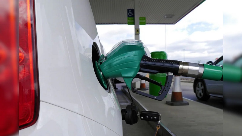 18 दिन का क्रूड, 21 दिन का पेट्रोल-डीजल, 12 दिन की गैस भारत पर पड़ सकता है गंभीर संकट..