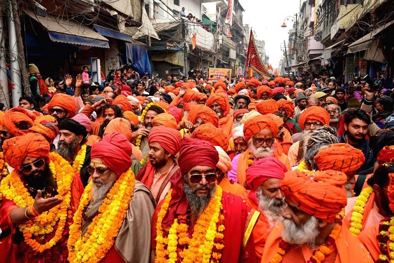 उज्जैन में पंच-परमेश्वर का भव्य नगर प्रवेश: संतों ने 200 साल पुरानी परंपरा के तहत होली उत्सव की तैयारियां शुरू कीं