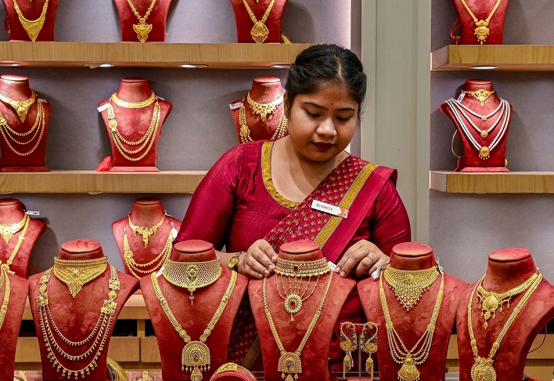 Gold Jewellery: हॉलमार्किंग नियमों को सख्त करने की तैयारी… हर आईटम का होगा यूनिक नंबर!