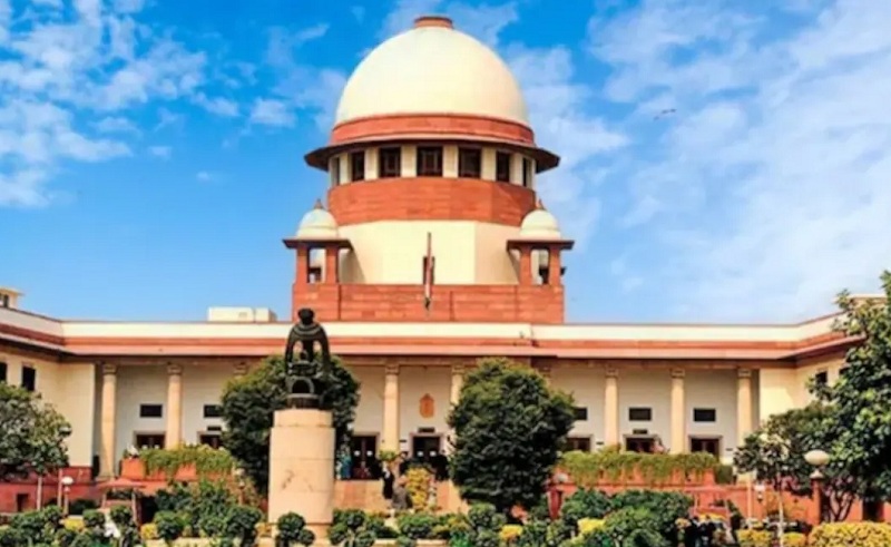 शिवसेना चुनाव चिन्ह विवाद पर बयानबाजी से भड़का SC…. नेताओं को लगाई फटकार