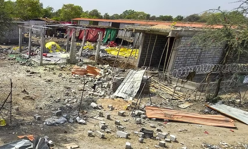 MP: देवास ब्लास्ट में गई 5 की जान, धूल का काम बताकर बिहार से बुलाए गए थे मजदूर