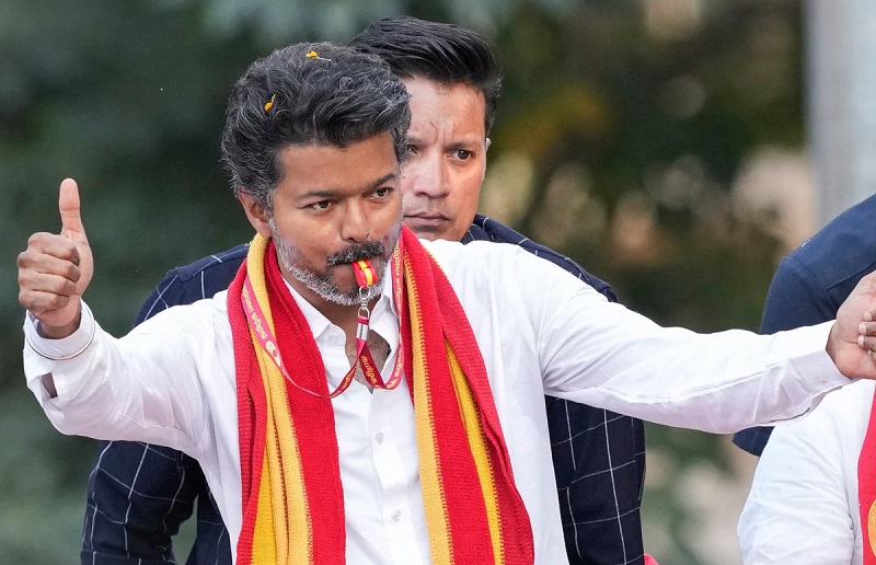 तमिलनाडु में TVK का कमाल…. लेकिन अभी राजनीति में नहीं आना चाहते थे विजय….जानें इसकी वजह?