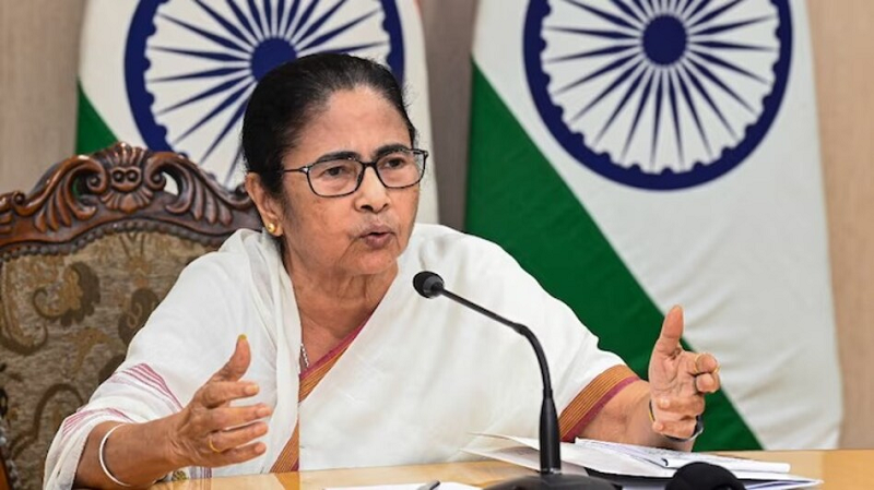 ममता सरकार पर बढ़ा दबाव: 91 पार्षदों के इस्तीफे के दावे ने बदला बंगाल की राजनीति का समीकरण