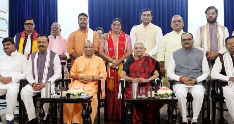 यूपी मंत्रिमंडल विस्तार के बाद विभाग बंटवारे में देरी, अंदरखाने चल रहा बड़ा राजनीतिक मंथन..