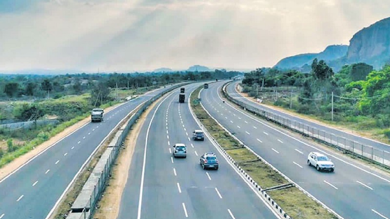 चार राज्यों को जोड़ने वाला हाईस्पीड कॉरिडोर तैयार, बेंगलुरु–हैदराबाद–नागपुर एक्सप्रेसवे से घटेगा आधा सफर समय
