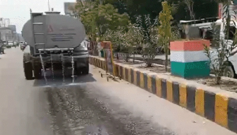 एमपी में गर्मी ने किया हाल बेहाल, भोपाल में पिघला सड़क का डामर, 12 शहरों का पारा 43 डिग्री के पार