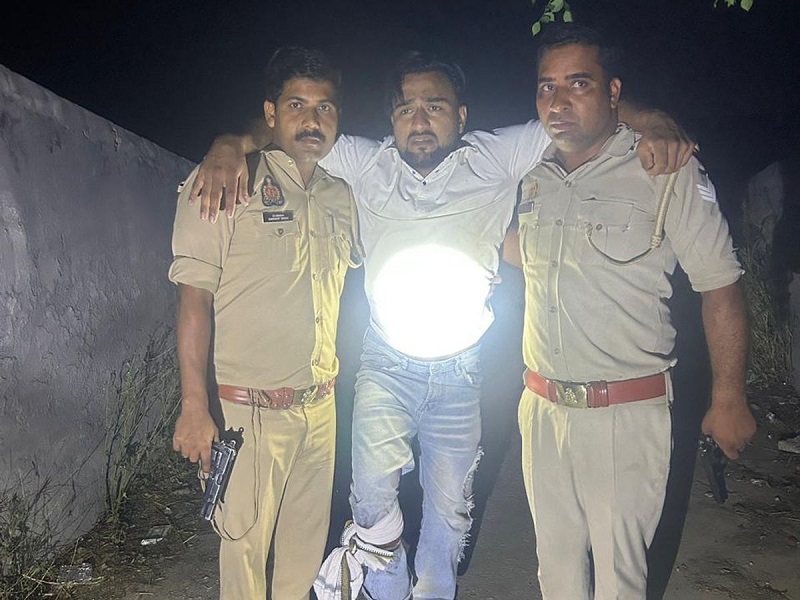 मेरठ में वलीमा फायरिंग कांड के इनामी बदमाशों का एनकाउंटर, तीन घायल गिरफ्तार पुलिस मुठभेड़ में बदमाशों के पैर में लगी गोली, हेड कांस्टेबल भी घायल