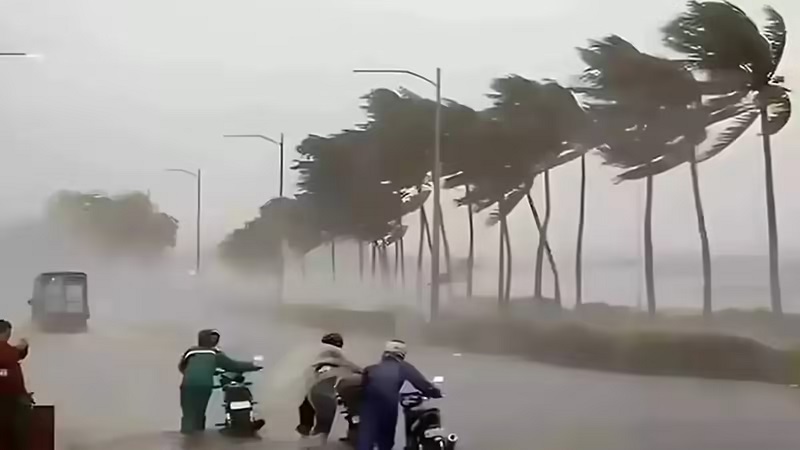 मौसम 17 मई: 19 राज्यों में बारिश-आंधी का अलर्ट, 80 km/h तक हवाएं; IMD ने जारी किया बड़ा अपडेट