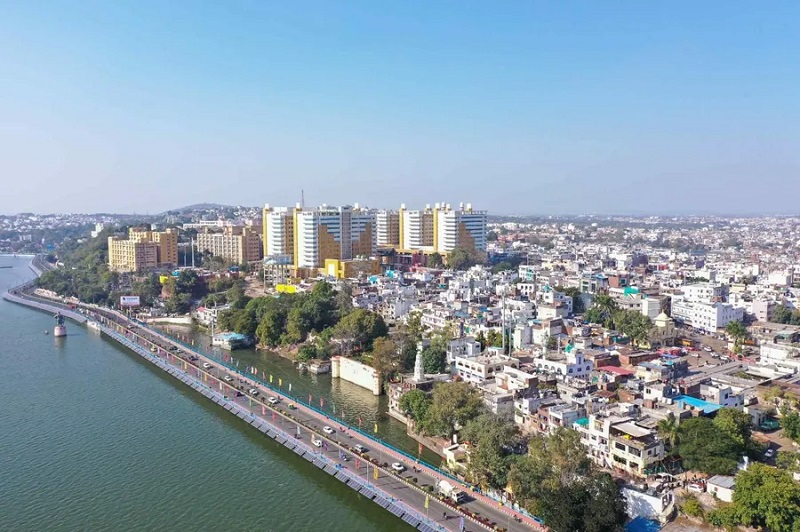 स्वच्छता सर्वेक्षण में इंदौर-सूरत को टक्कर देने मैदान में उतरा भोपाल, 106 नोडल अफसरों ने संभाला मोर्चा