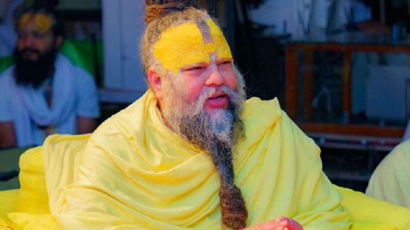 प्रेमानंद जी महाराज का जवाब: विदेश में नॉनवेज खाने के बाद भी लोग तरक्की कैसे करते हैं? जानिए गहरी सीख
