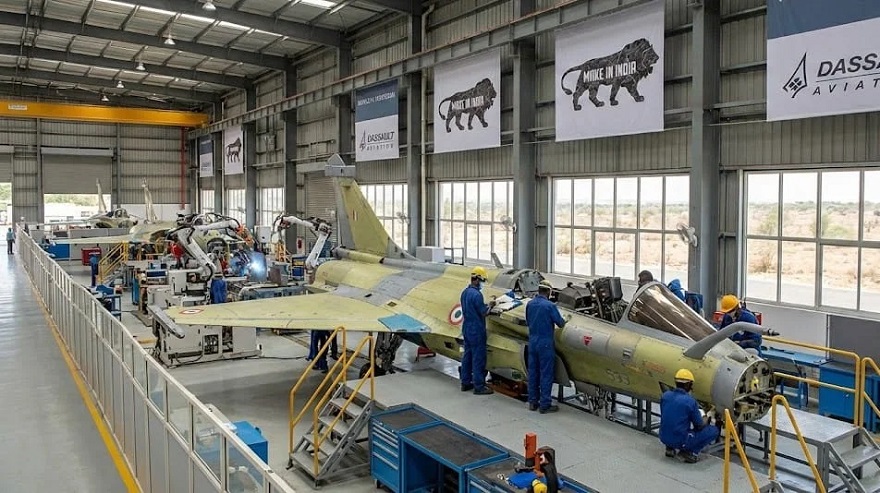 Rafale F4: भारत के लिए फ्रांस का बड़ा डिफेंस अपग्रेड, वायुसेना को मिल सकती है नई ताकत