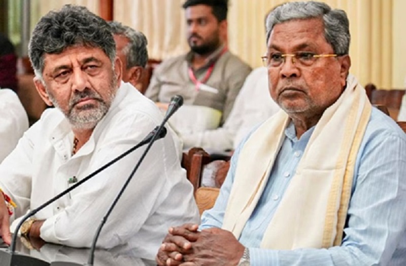 सिद्धारमैया के बाद डीके शिवकुमार पर दांव, कांग्रेस संगठन के सबसे मजबूत चेहरे के हाथों में होगी जिम्मेदारी