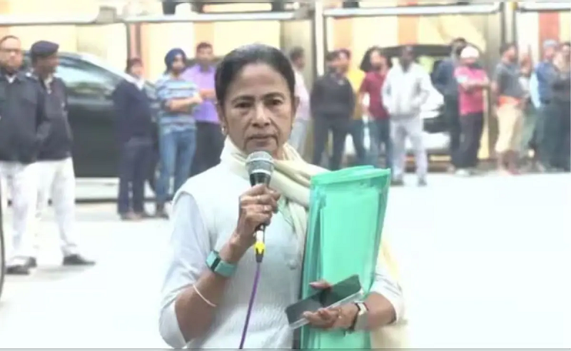 चुनावी हार के बाद तृणमूल कांग्रेस में भूचाल, नेताओं ने ममता और अभिषेक पर उठाए सवाल, I-PAC पर भी ठीकरा फूटा
