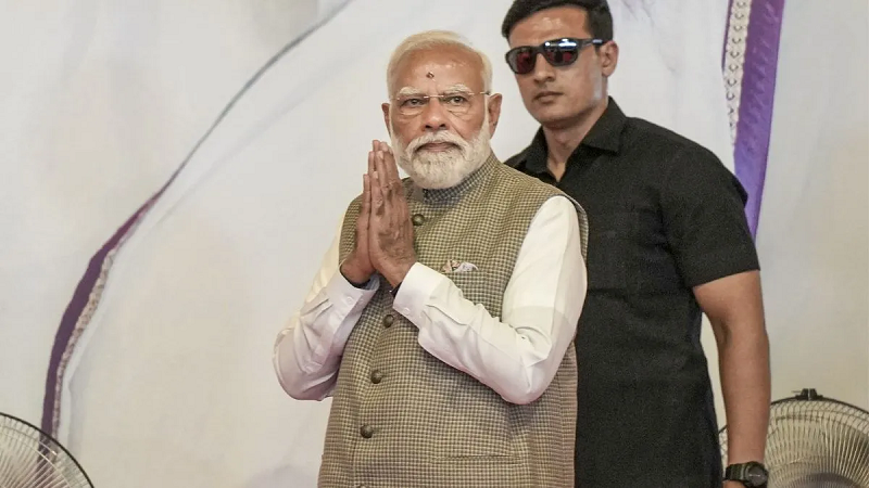 PM मोदी की सुरक्षा में बड़ी चूक पर सख्त एक्शन: बेंगलुरु में रूट के पास विस्फोटक मिलने के बाद 6 पुलिसकर्मी सस्पेंड