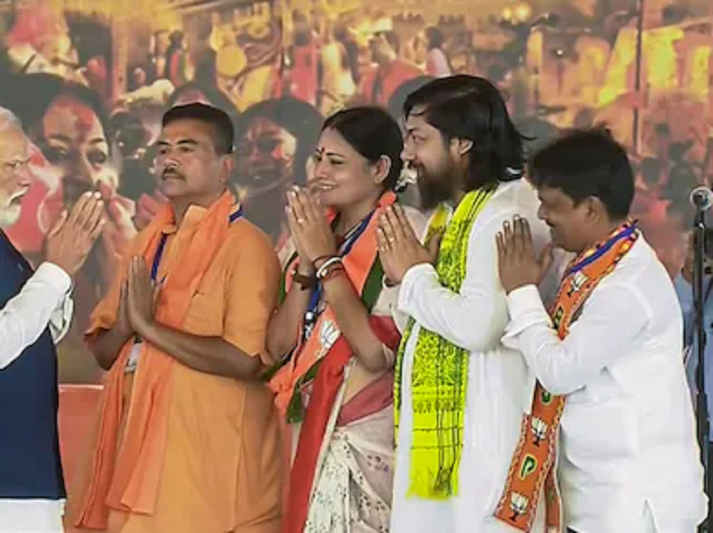 इतिहास रचते हुए नई शुरुआत,पश्चिम बंगाल में पहली बार BJP सरकार, शपथ समारोह बना राजनीतिक शक्ति प्रदर्शन