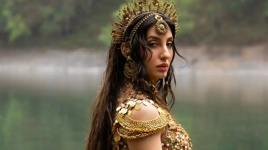 Nora Fatehi का नया अंदाज वायरल, ‘Body Roll’ में डांस और स्टाइल ने बढ़ाया इंटरनेट का पारा