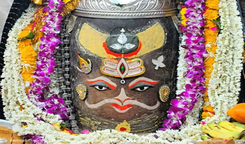 महाकाल की भस्म आरती में अद्भुत नजारा, शनिवार को उमड़ा श्रद्धालुओं का सैलाब