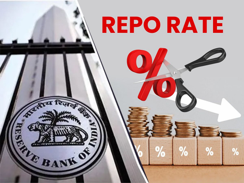 रेपो रेट पर RBI के फैसले के बाद बाजार में बिकवाली, सेंसेक्स 200 अंक टूटा, बैंकिंग शेयर दबाव में