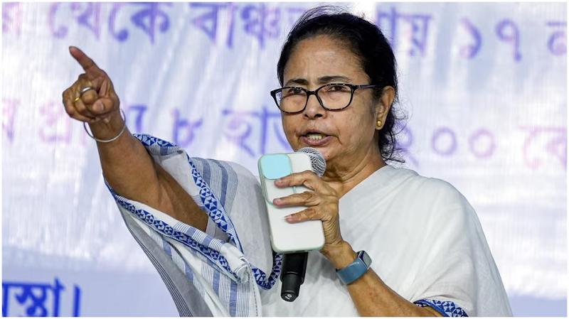 बंगाल की राजनीति में बढ़ा सस्पेंस, बागी टीएमसी गुट में मतभेद खुलकर आए सामने, ममता के नेतृत्व पर फिर बनी सहमति