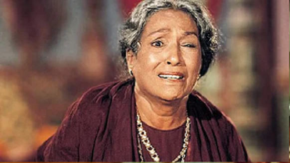 एक थप्पड़ ने बदल दी थी जिंदगी: खूबसूरत हीरोइन से बॉलीवुड की सबसे मशहूर ‘मंथरा’ बनने तक का सफर