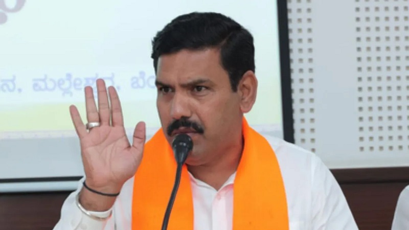 कर्नाटक MLC चुनाव के बाद सियासी हलचल, BJP विधायकों की होगी मंदिर में कसम