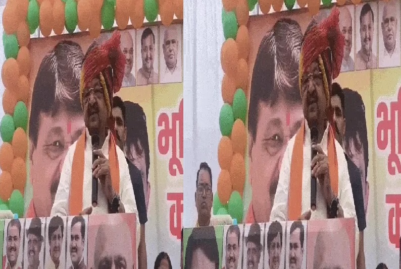 इंदौर में विजयवर्गीय का मुस्लिम समुदाय पर तंज: विकास चाहिए तो भेदभाव की राजनीति छोड़नी होगी