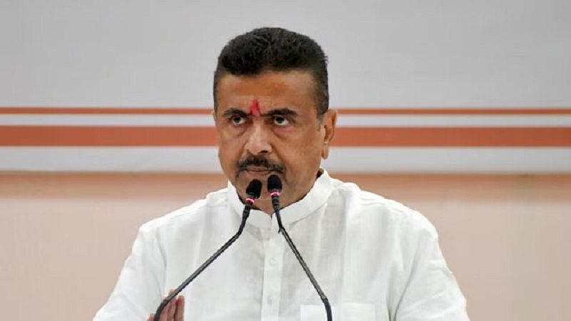 ‘वंदे मातरम’ और सरकारी योजनाओं पर मुख्यमंत्री शुभेंदु अधिकारी का बड़ा बयान, लाभार्थियों की पात्रता पर उठाए सवाल