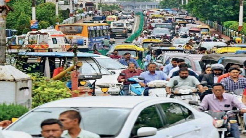 हाईकोर्ट का बड़ा आदेश: ट्रैफिक सुधार के लिए वन-वे और पिक-ड्रॉप सिस्टम अनिवार्य