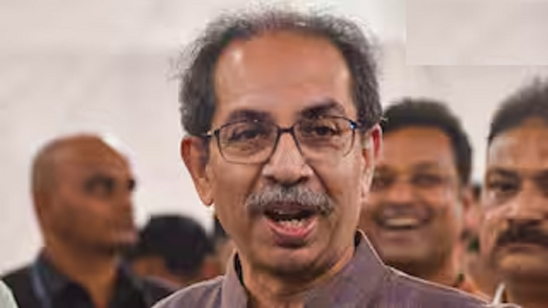 शिवसेना (यूबीटी) में सब कुछ ठीक है या नहीं? सांसदों की अहम बैठक में अनुपस्थित नेताओं ने बढ़ाया सस्पेंस, उद्धव ने दिखाई एकजुटता की कोशिश