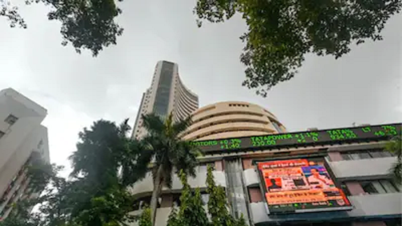 बाजार में दमदार वापसी, सेंसेक्स 395 अंक उछला, निफ्टी 23,200 के ऊपर बंद; मिडकैप-स्मॉलकैप में जोरदार खरीदारी