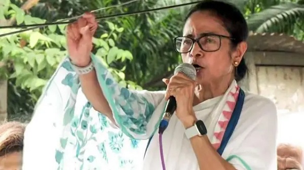 बंगाल में नंबर गेम बनाम कानूनी लड़ाई: 58 विधायकों के दावे के बावजूद टीएमसी पर नियंत्रण आसान नहीं, स्पीकर की भूमिका होगी सबसे अहम