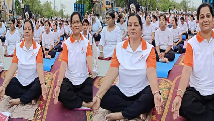 इंदौर ने रचा योग इतिहास: 10 हजार साधकों ने 3 मिनट तक किया सामूहिक भ्रामरी प्राणायाम, बना रिकॉर्ड