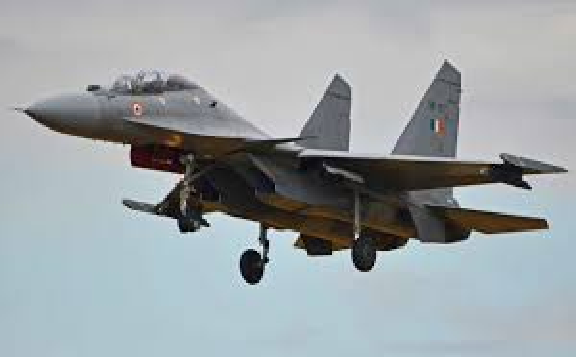 IAF को मिली बड़ी रणनीतिक बढ़त 40 सुखोई लड़ाकू विमान अब ब्रह्मोस से लैस दुश्मन के ठिकाने होंगे आसान निशाना