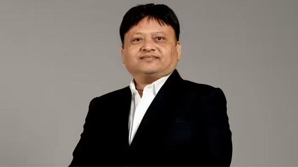 गांव से निकले युवा की प्रेरक उड़ान सीमित संसाधनों से शुरू किया सफर आज 285 करोड़ के कारोबार के मालिक