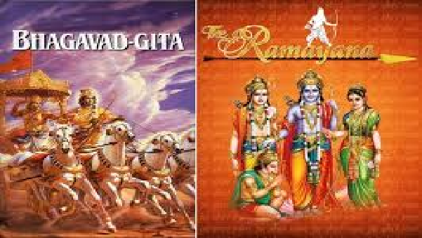 घर में धार्मिक ग्रंथ रखने से पहले जान लें वास्तु के ये अहम नियम सही दिशा बदल सकती है जीवन की सकारात्मक ऊर्जा