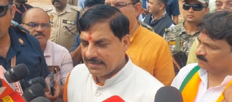 झांसी पहुंचे मुख्यमंत्री मोहन यादव, कहा- प्रधानमंत्री मोदी के नेतृत्व में देश विकास कर रहा