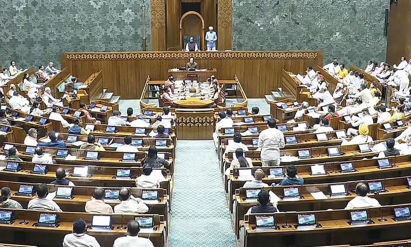 पेपर लीक को लेकर सख्त कानून…. 10 साल कैद और 10 करोड़ जुर्माने का प्रावधान, कल संसद में पेश होगा बिल