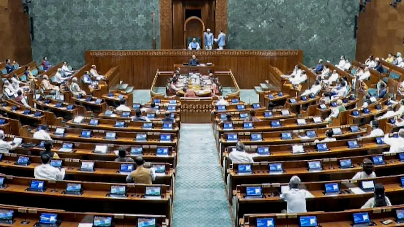 लोक परीक्षा संशोधन बिल पर लोकसभा में गतिरोध, छात्रों के मुद्दे पर चर्चा की मांग से कार्यवाही बार-बार बाधित