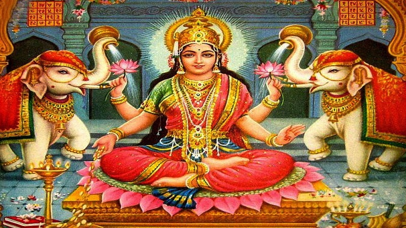 शुक्रवार के इन आसान उपायों से बरसेगी मां लक्ष्मी की कृपा, मजबूत होगा शुक्र ग्रह और बढ़ेगी सुख समृद्धि