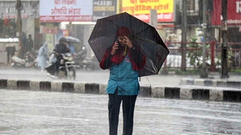 MP Weather: भोपाल-इंदौर समेत 44 जिलों में आज बारिश का अलर्ट, डिंडौरी-उमरिया में हैवी रेन की चेतावनी